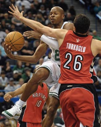 使他背上了 使他背上了