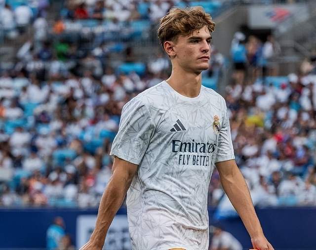 光度将显著 光度将显著